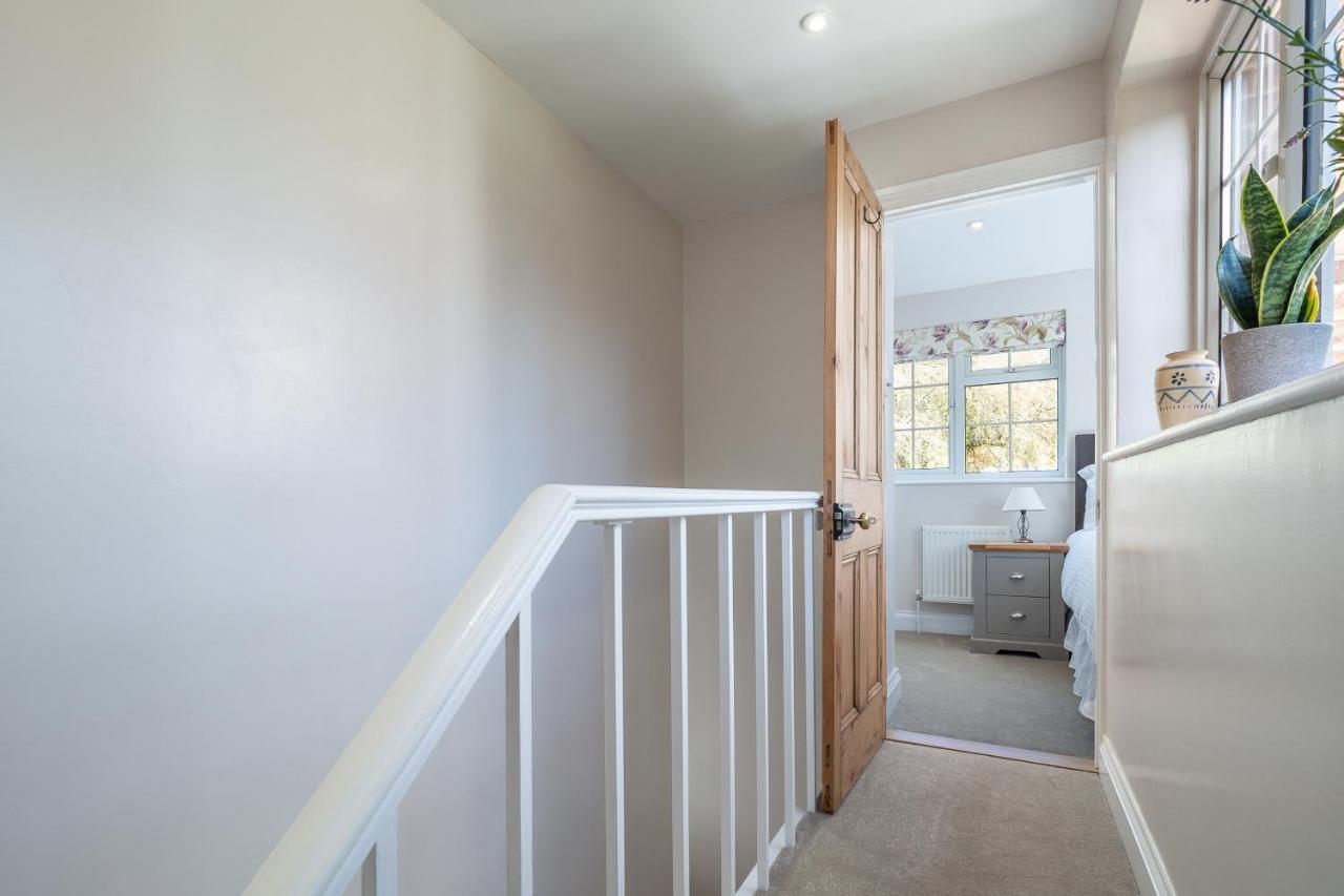 Adorable Cottage With A Log Burner In Heavenly Village - Constable Lodge Nayland Esterno foto
